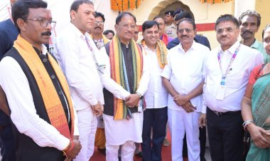 *मुख्यमंत्री श्री विष्णु देव साय ने रायगढ़ के राजापारा स्थित भगवान जगन्नाथ मंदिर में की पूजा-अर्चना*
