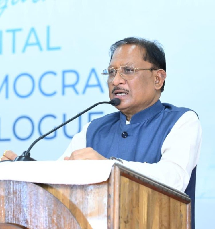 *डिजिटल डेमोक्रेसी डायलॉग में मुख्यमंत्री का आह्वान: क्रिएटर्स दिखाएं बदलते छत्तीसगढ़ की नई पहचान*
